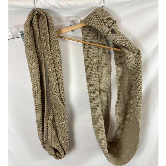 Bundle of 2 Knit Infinity Scarves - Picture 1 of 1